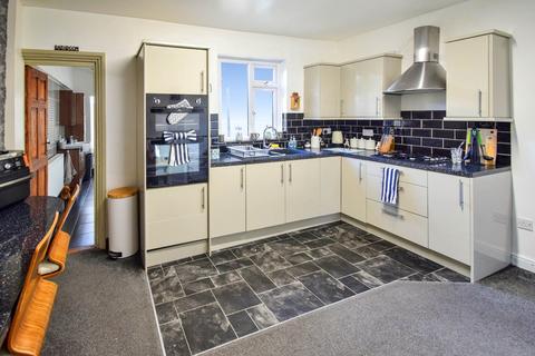 2 bedroom terraced house for sale, Ordnance Street, Chatham, ME4