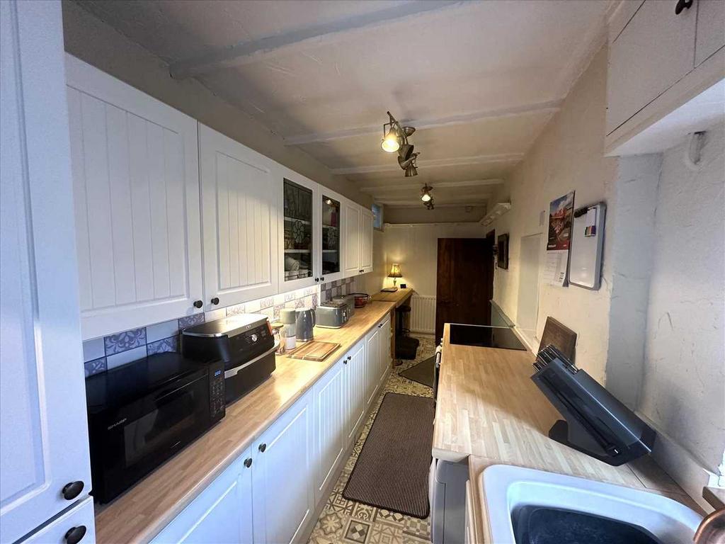 Beautiful kitchen: