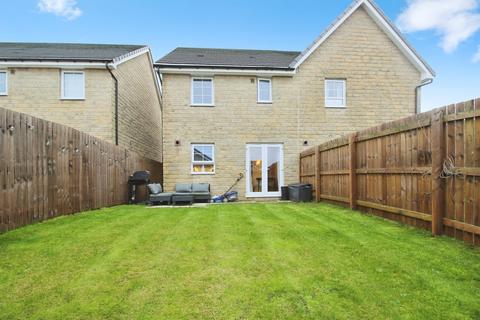 3 bedroom semi-detached house for sale, Reservoir View, East Ardsley, Wakefield