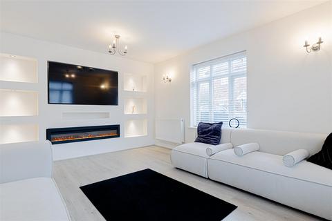 undefined, Princess Close, Bedford MK45