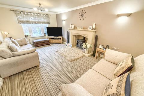 5 bedroom detached house for sale, Loveridge Drive, Baschurch