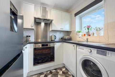 2 bedroom retirement property for sale, Sunfield Close, Ipswich IP4