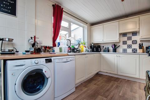 3 bedroom end of terrace house for sale, Cheaton Close, Leominster