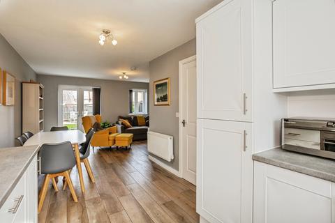 3 bedroom semi-detached house for sale, Snow Avenue, Leicester, LE8