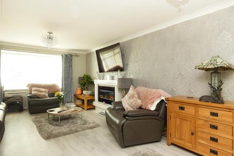 3 bedroom bungalow for sale, Lingfield Close, Huyton, Liverpool