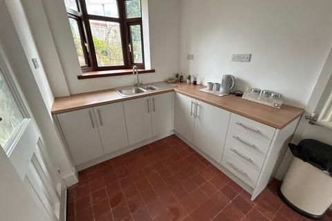 3 bedroom detached house for sale, Jews Lane, Dudley