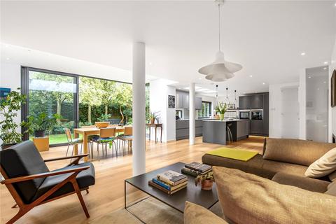 undefined, Cambridge Park, Twickenham, TW1