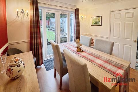 3 bedroom semi-detached house for sale, Wellwood Road, Swadlincote DE11