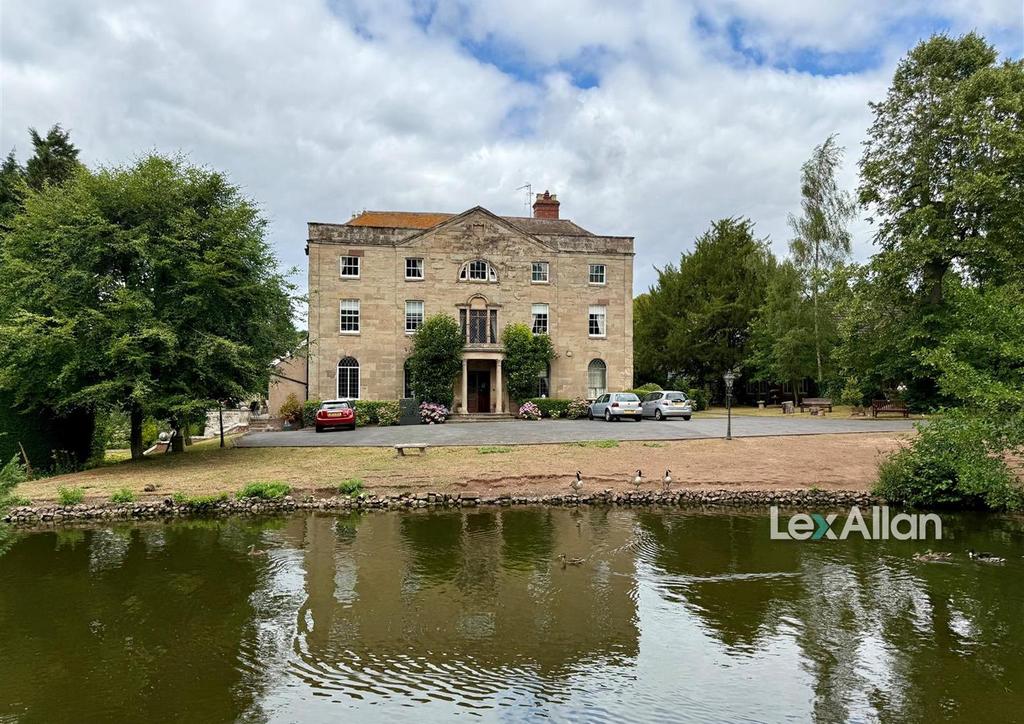 Broome House Worcestershire 2.jpg