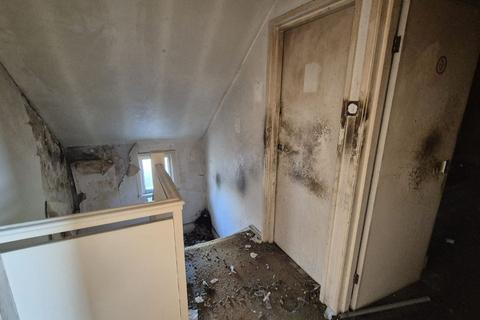 undefined, Flat 3, 110 Brigstock Road, Thornton Heath, Surrey, CR7 7JB