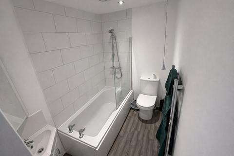 2 bedroom house to rent, Manthorpe Road, Grantham NG31