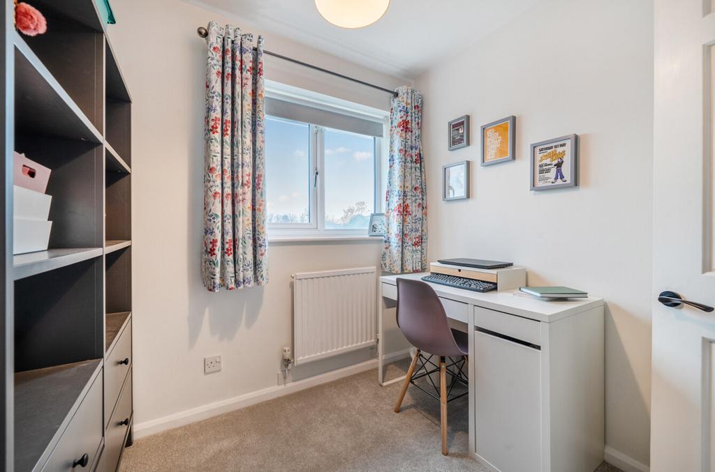 Bedroom/Office