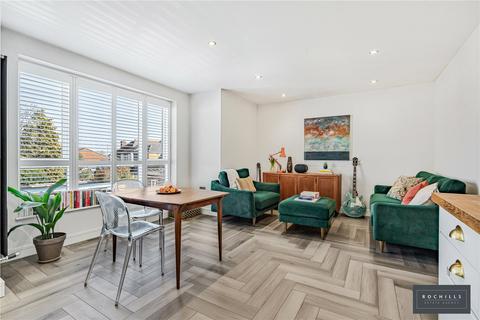 1 bedroom apartment for sale, Annett Road, Walton-on-Thames, Surrey, KT12