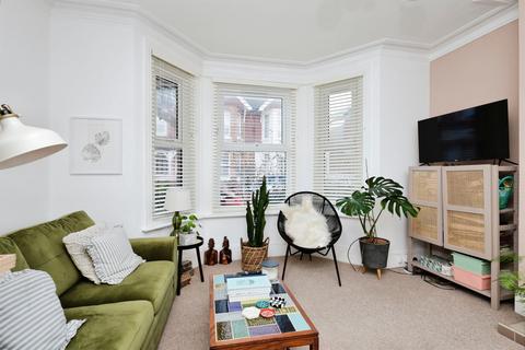1 bedroom ground floor flat for sale, Belmore Road, Eastbourne