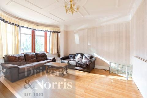 undefined, Berkshire Gardens, Palmers Green, London, N13