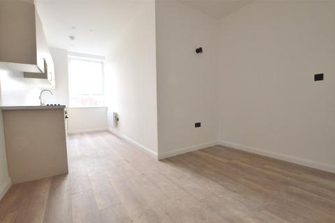 1 bedroom apartment to rent, London Road, Surrey RH1