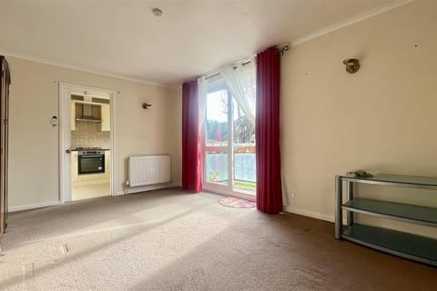 undefined, 3 Cedar Gardens, Sutton SM2