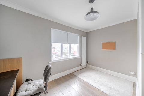 undefined, Finchley Road, London, NW11