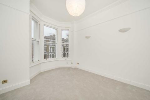 1 bedroom flat to rent, Cromwell Grove, London W6