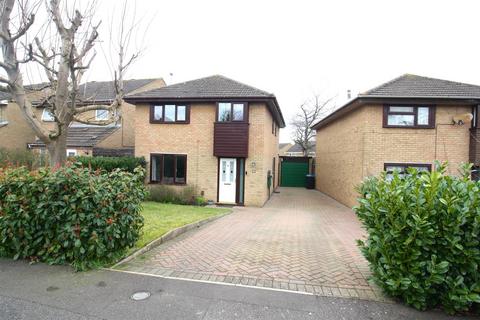 4 bedroom detached house for sale, Favell Drive, Furzton, Milton Keynes
