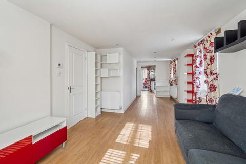 undefined, Chiltern View Road, Uxbridge, UB8
