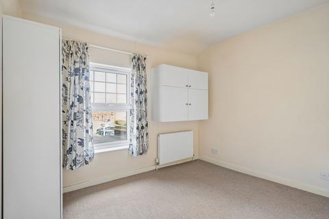 undefined, Chiltern View Road, Uxbridge, UB8