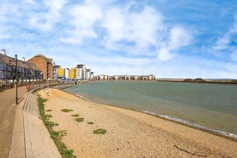 5 bedroom townhouse for sale, Barbuda Quay, Eastbourne