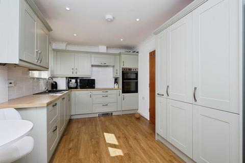 5 bedroom townhouse for sale, Barbuda Quay, Eastbourne