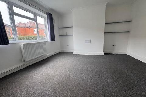 3 bedroom terraced house to rent, Ely Road, Doncaster DN2