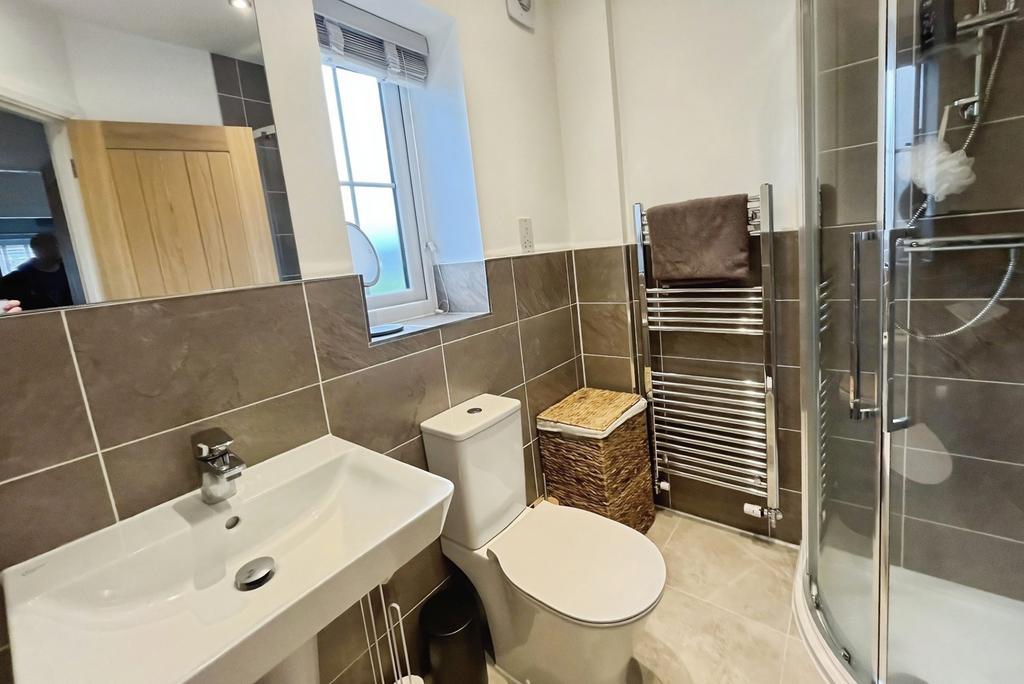 Ensuite Shower Room