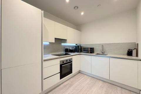 2 bedroom duplex for sale, Shearwater Drive, London, NW9