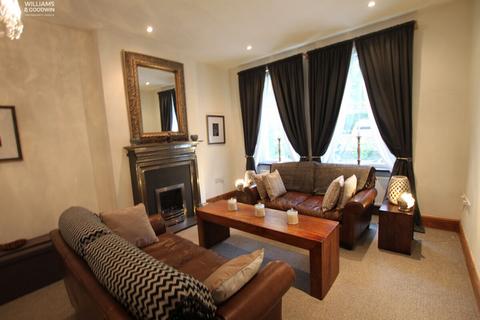 undefined, Victoria Park, Bangor, Gwynedd, LL57