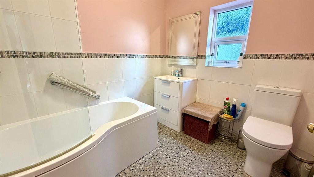 3 piece bathroom