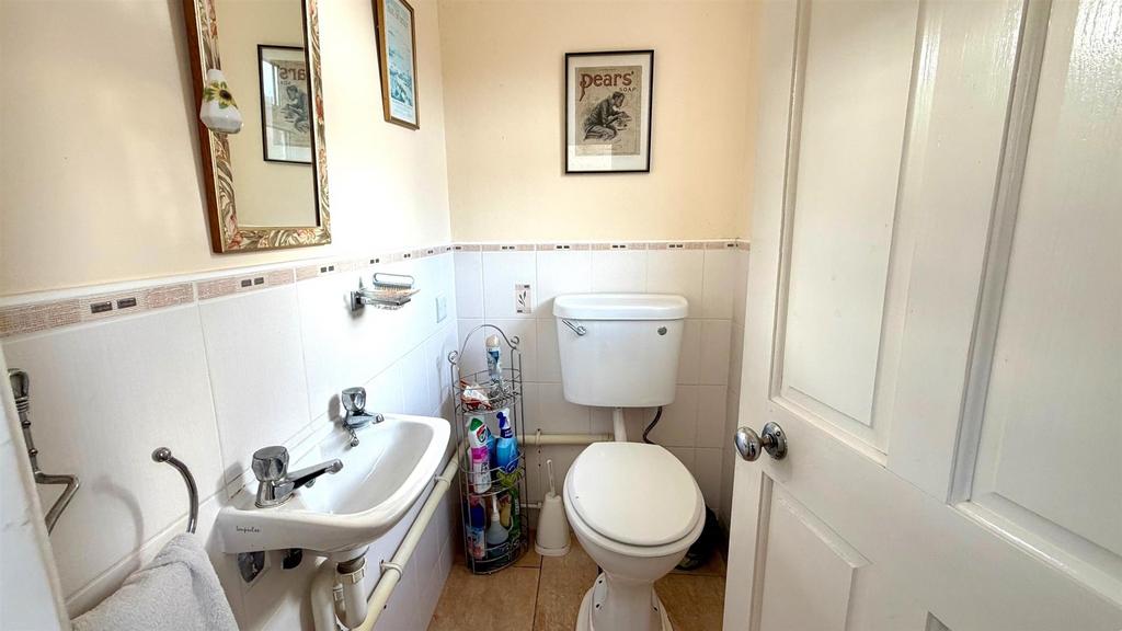 2 piece cloakroom