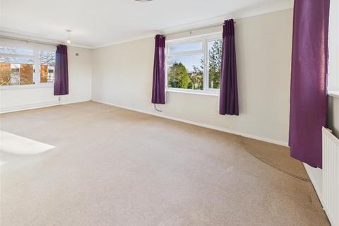 undefined, Long Lodge Drive, Walton-On-Thames