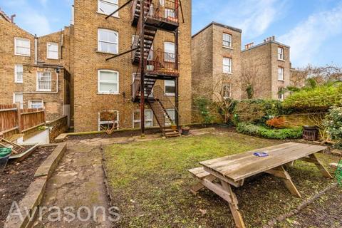 2 bedroom flat to rent, TALFOURD ROAD, CAMBERWELL,