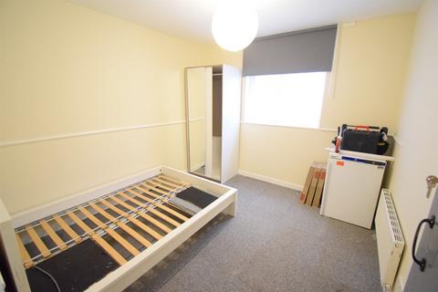 undefined, Penarth Road, Room 5, Cardiff