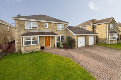 4 bedroom detached house for sale, Glen View Road, Eldwick, Bingley, BD16