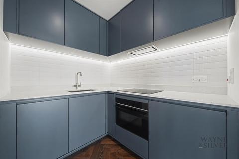 Studio to rent, Ribbon Lane, Brent Cross, NW2