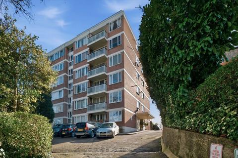 1 bedroom flat for sale, Shepherds Hill, London N6