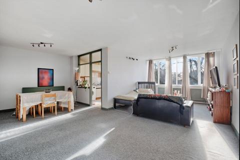 1 bedroom flat for sale, Shepherds Hill, London N6