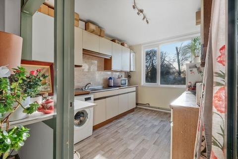 1 bedroom flat for sale, Shepherds Hill, London N6