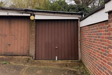 1 bedroom flat for sale, Shepherds Hill, London N6
