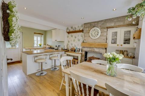 3 bedroom end of terrace house for sale, London Street, Rawdon, Leeds, West Yorkshire, LS19