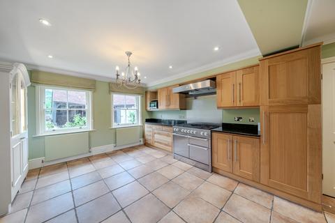 undefined, Sarratt WD3