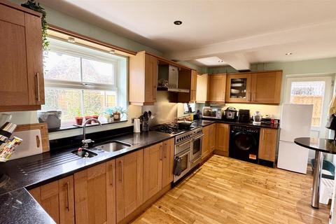 4 bedroom detached house for sale, Bramley Way, Kings Hill, ME19 4BD