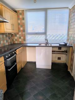 4 bedroom terraced house to rent, Gadesby Court, Northampton