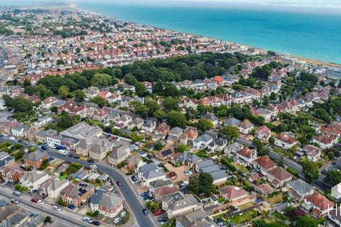 3 bedroom semi-detached house for sale, Woodside Road, Bournemouth BH5