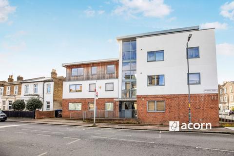 1 bedroom flat to rent, Palace View SE22