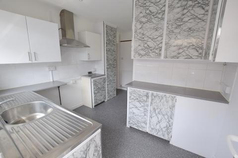 3 bedroom bungalow to rent, Croft Road, Christchurch, Dorset. BH23 3QQ